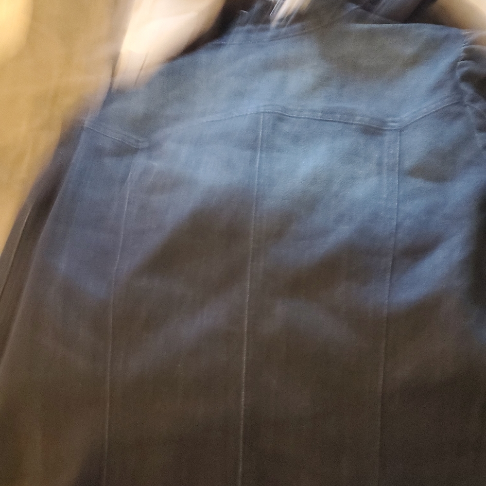 Jean jacket - Picture 2 of 3